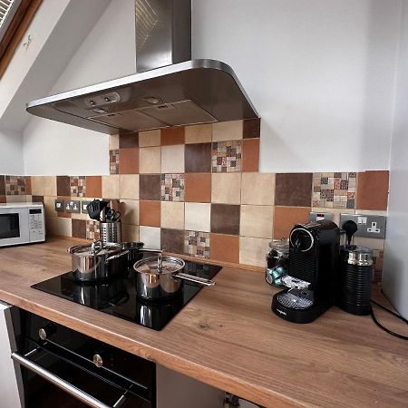 Studio Flat In The Heart Of Hampstead, London Exteriör bild