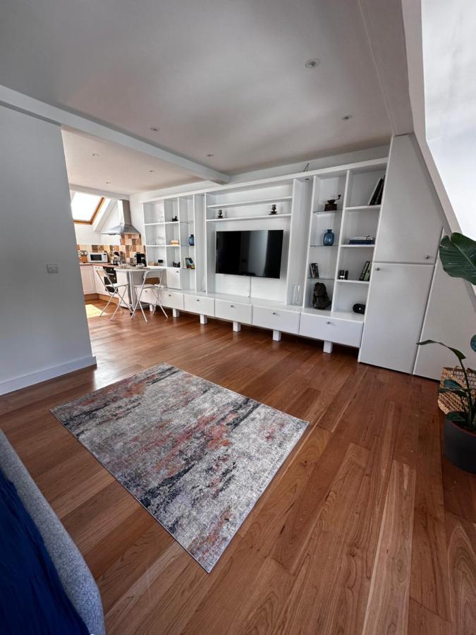 Studio Flat In The Heart Of Hampstead, London Exteriör bild