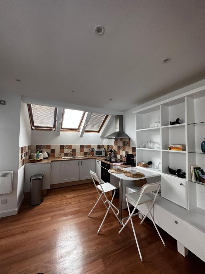 Studio Flat In The Heart Of Hampstead, London Exteriör bild
