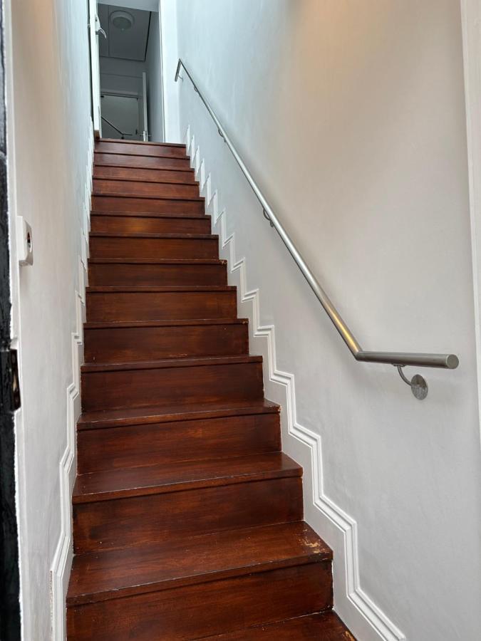 Studio Flat In The Heart Of Hampstead, London Exteriör bild